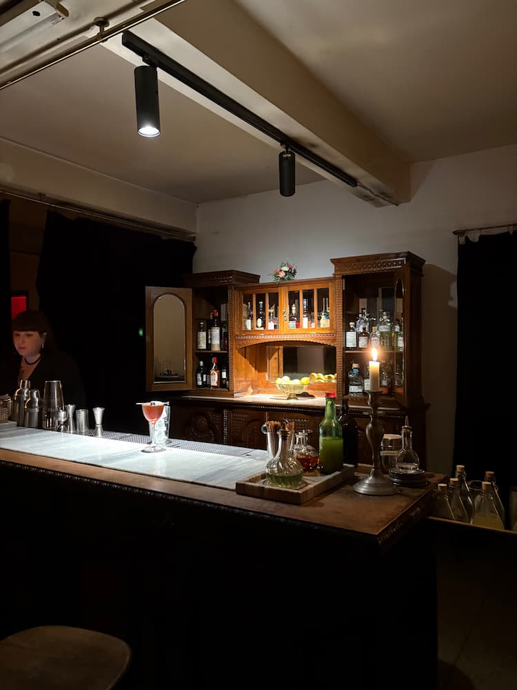 A nice evening spent with my friend, 24 Oct 2025